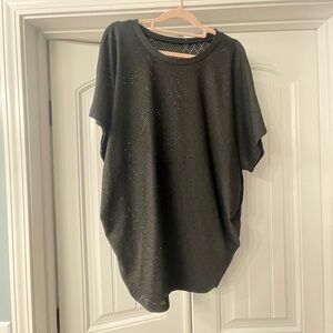 🆕 Black Dressy Tee